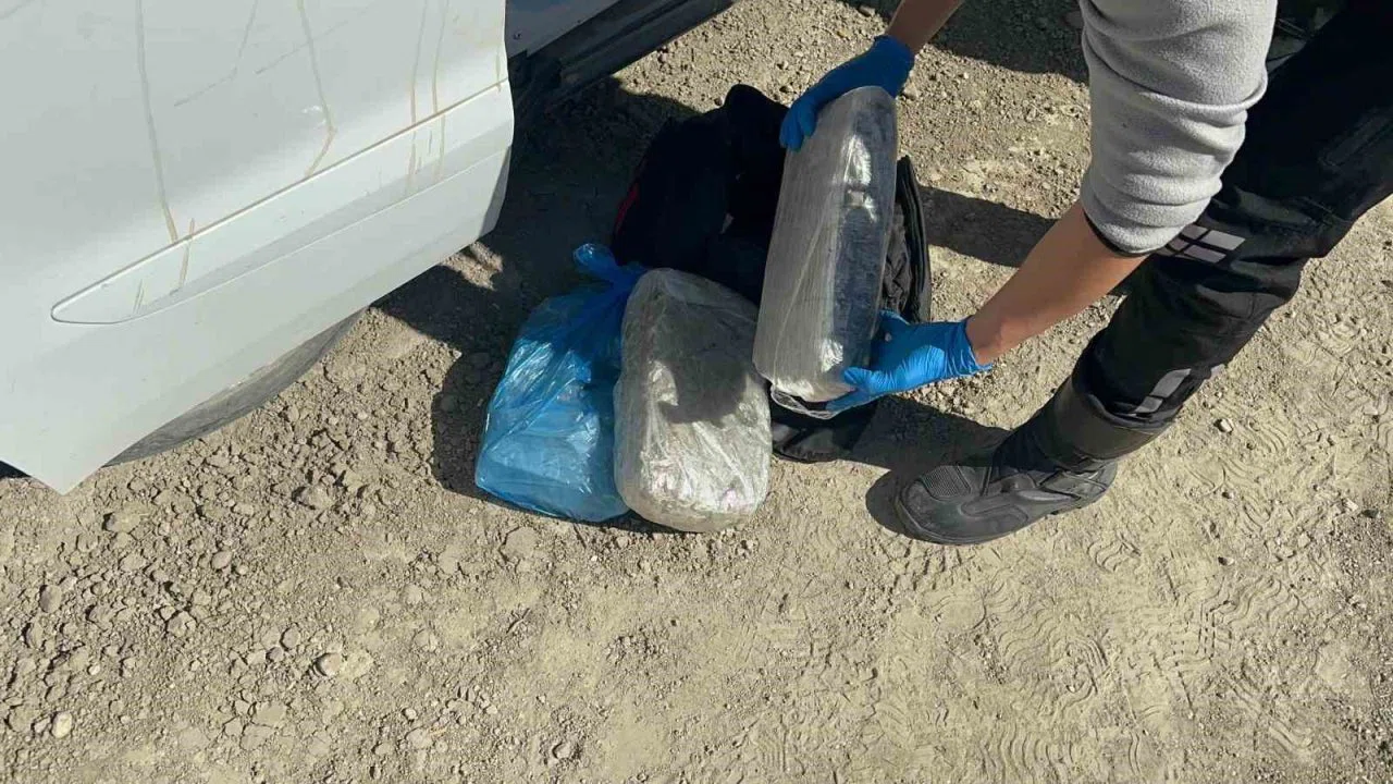 Adana’da uyuşturucu ve silah operasyonu: 2 tutuklama