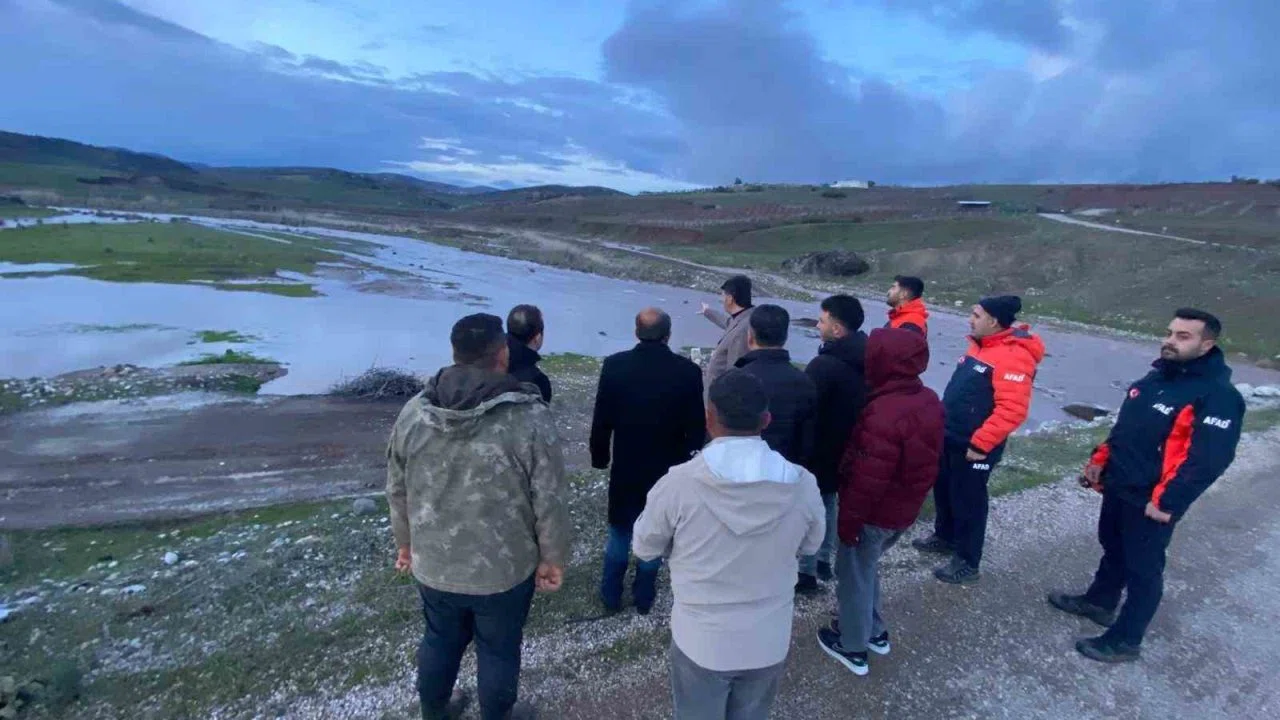 Afrin Çayı’nda mahsur kalan kişi kurtarıldı