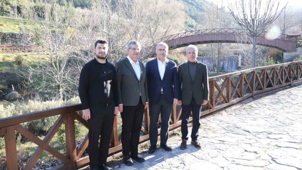 AK Partili Türkmen ve Subaşıoğlu’ndan Denizli’de "Eser Siyaseti" turu