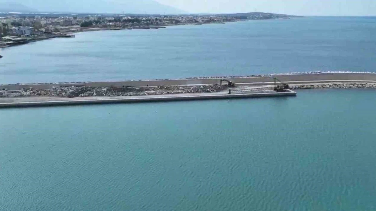 Akdeniz’in incisi Arsuz’da yat limanı modernize ediliyor