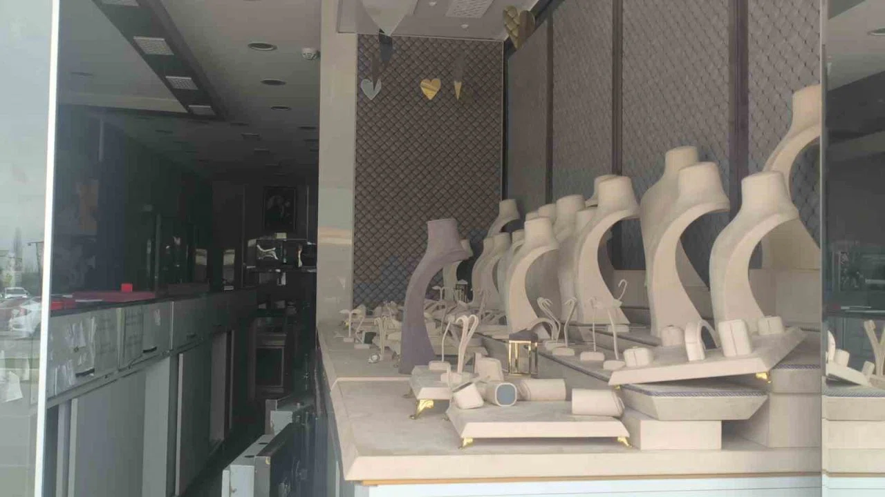 Antalya’da ’emanet’ ve ‘kar payı’ vaadiyle 50 milyon liralık dolandırıcılık iddiası