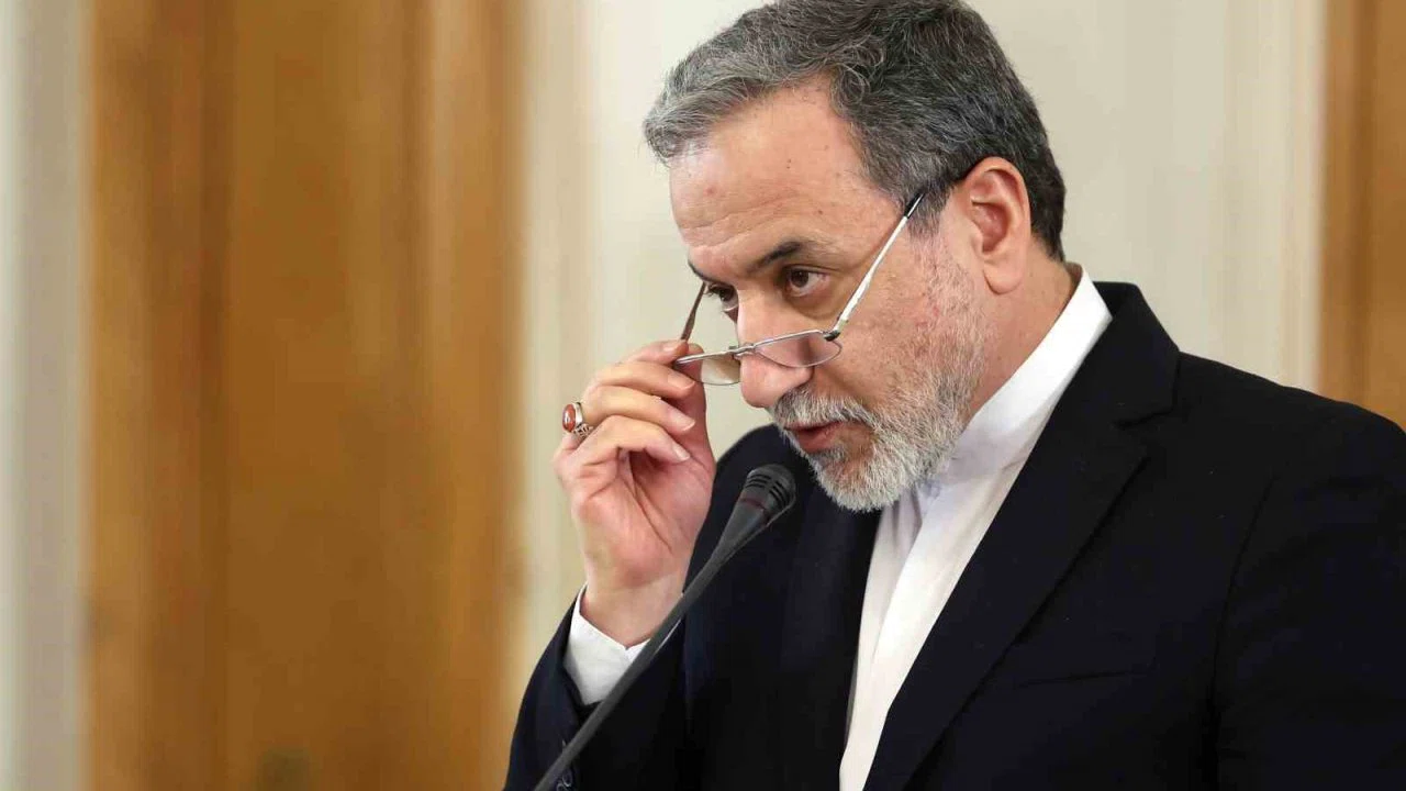 Arakçi’den ABD’ye Vietnam benzetmesi: "Hükümet bir şey söylüyor, gerçeklik ise başka"