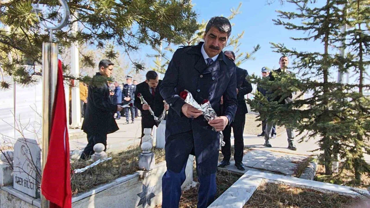 Aşkale’de Çanakkale şehitleri dualarla anıldı