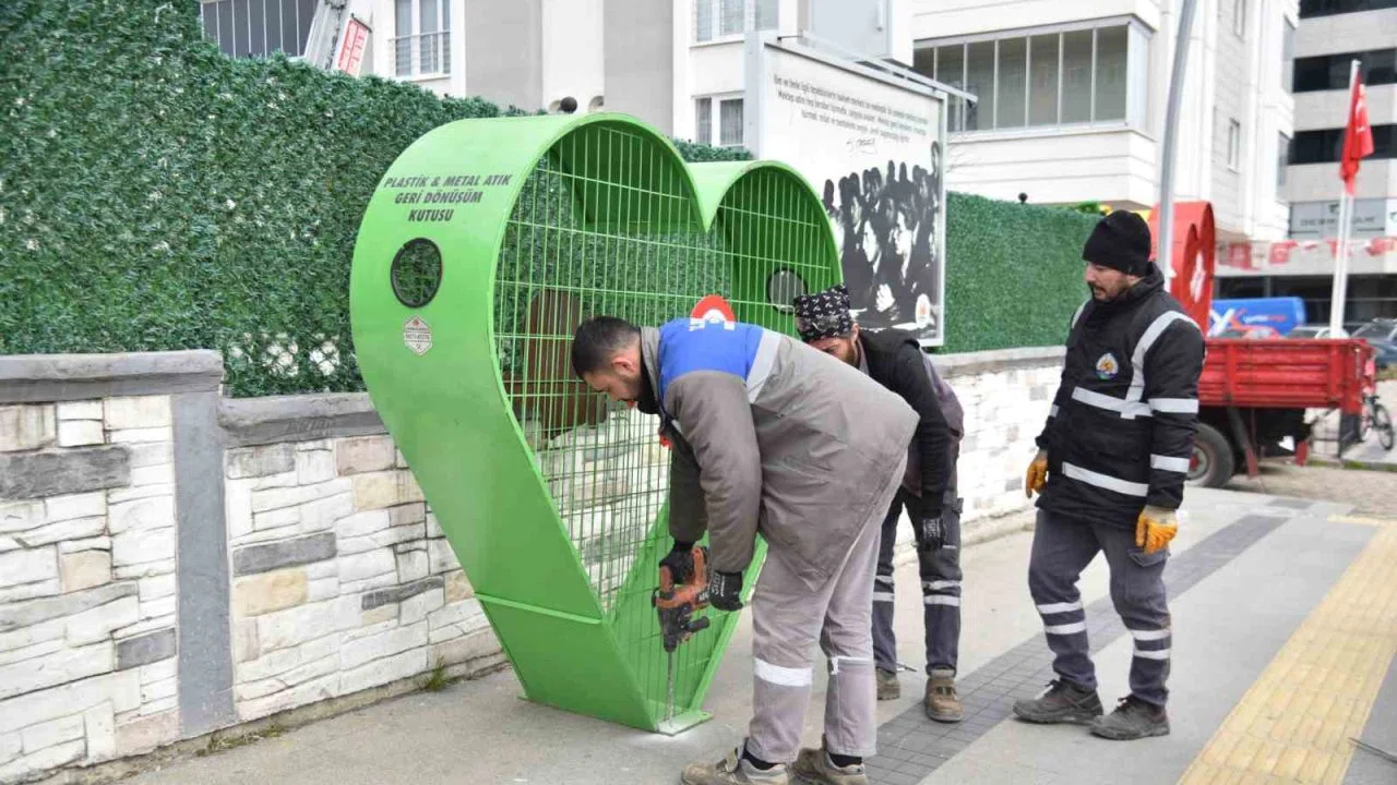 Atakum’a doğa dostu geri dönüşüm kutuları