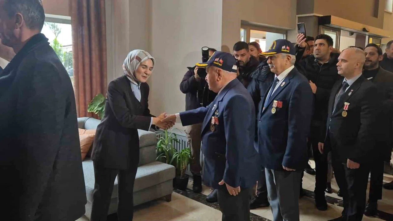 Bakan Göktaş Tekirdağ’da bayram programına katıldı