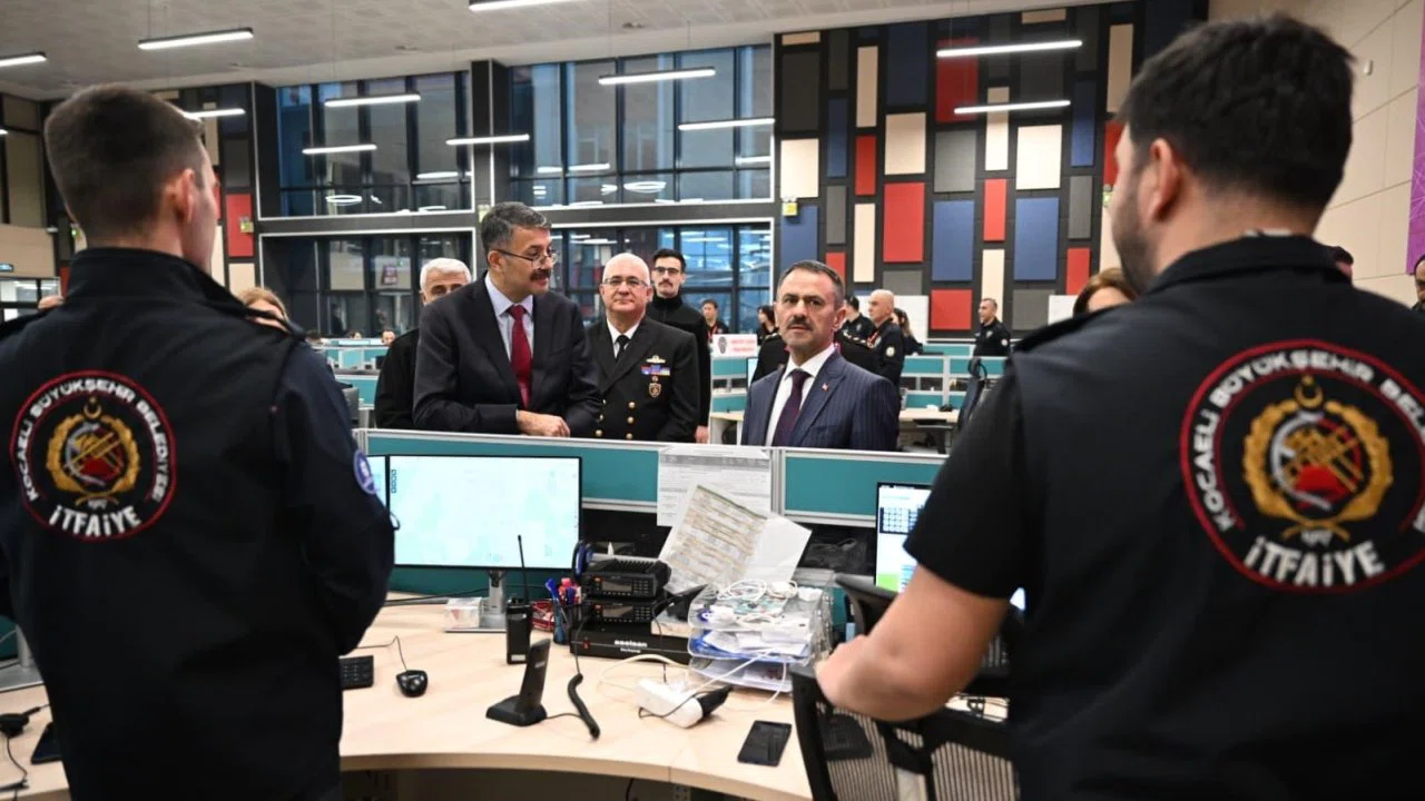 Bakan Yardımcısı Çelik’ten bayramda görev başındaki personele ziyaret