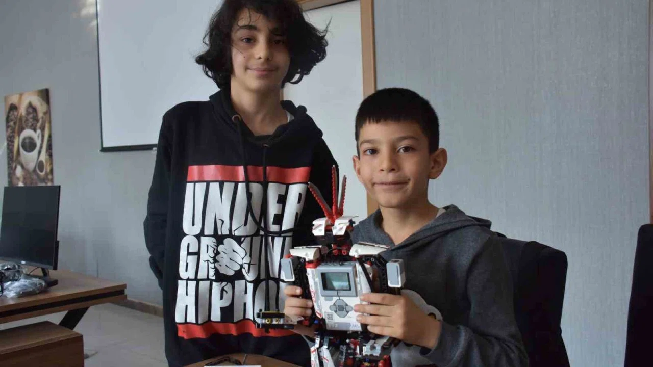 Başkan Çolakbayrakdar, "Bilim ve teknolojiyle güçlü Türkiye’yi inşa ediyoruz"