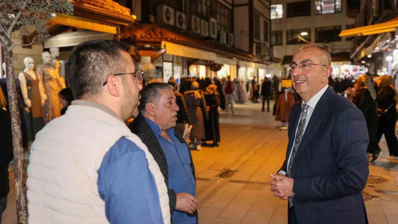 Başkan Kavuş, Bedesten’de bayram coşkusuna ortak oldu