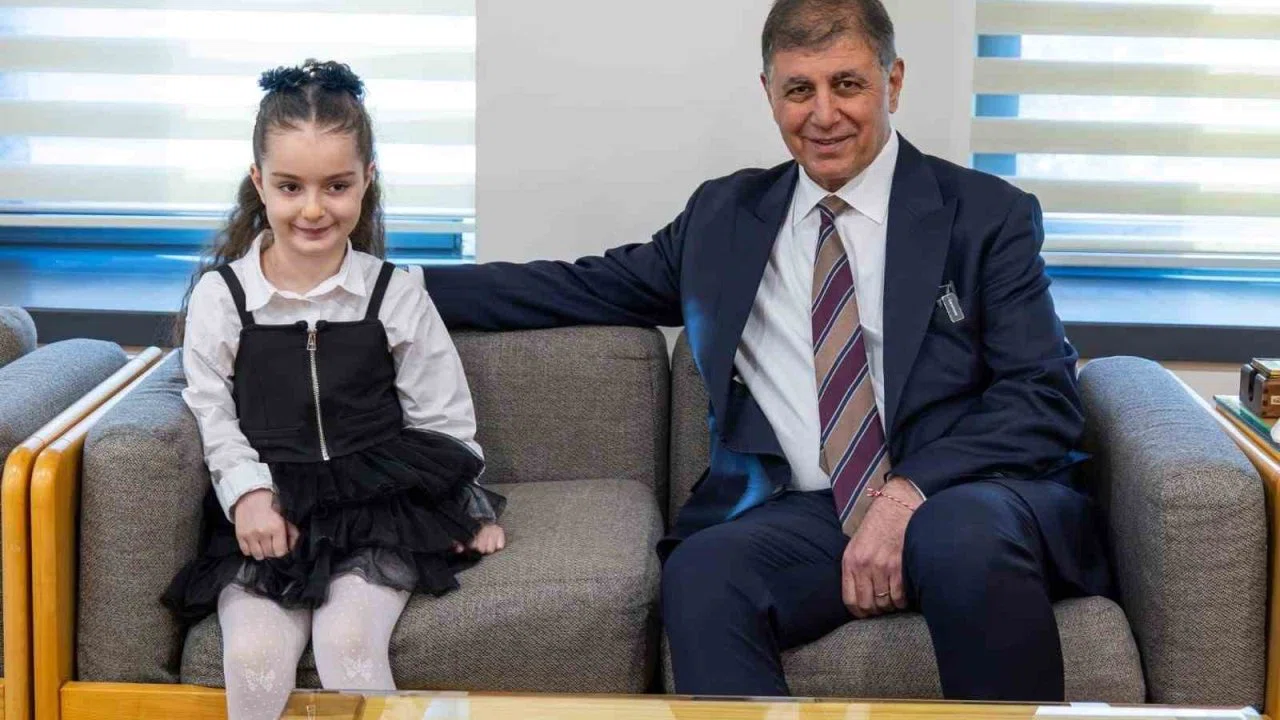 Başkanlık makamında gurur veren buluşma