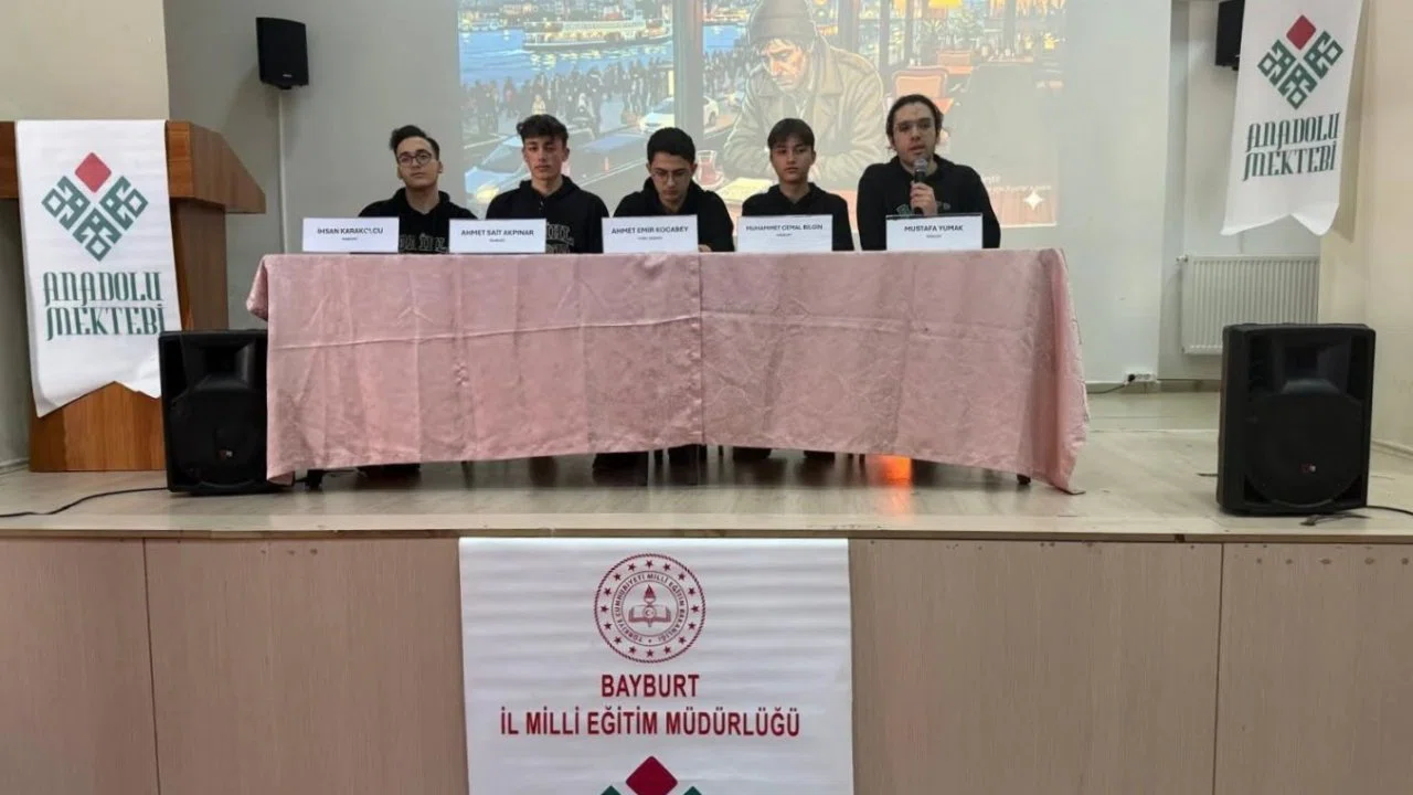 Bayburt’ta öğrenciler Sait Faik Abasıyanık’ı anlattı