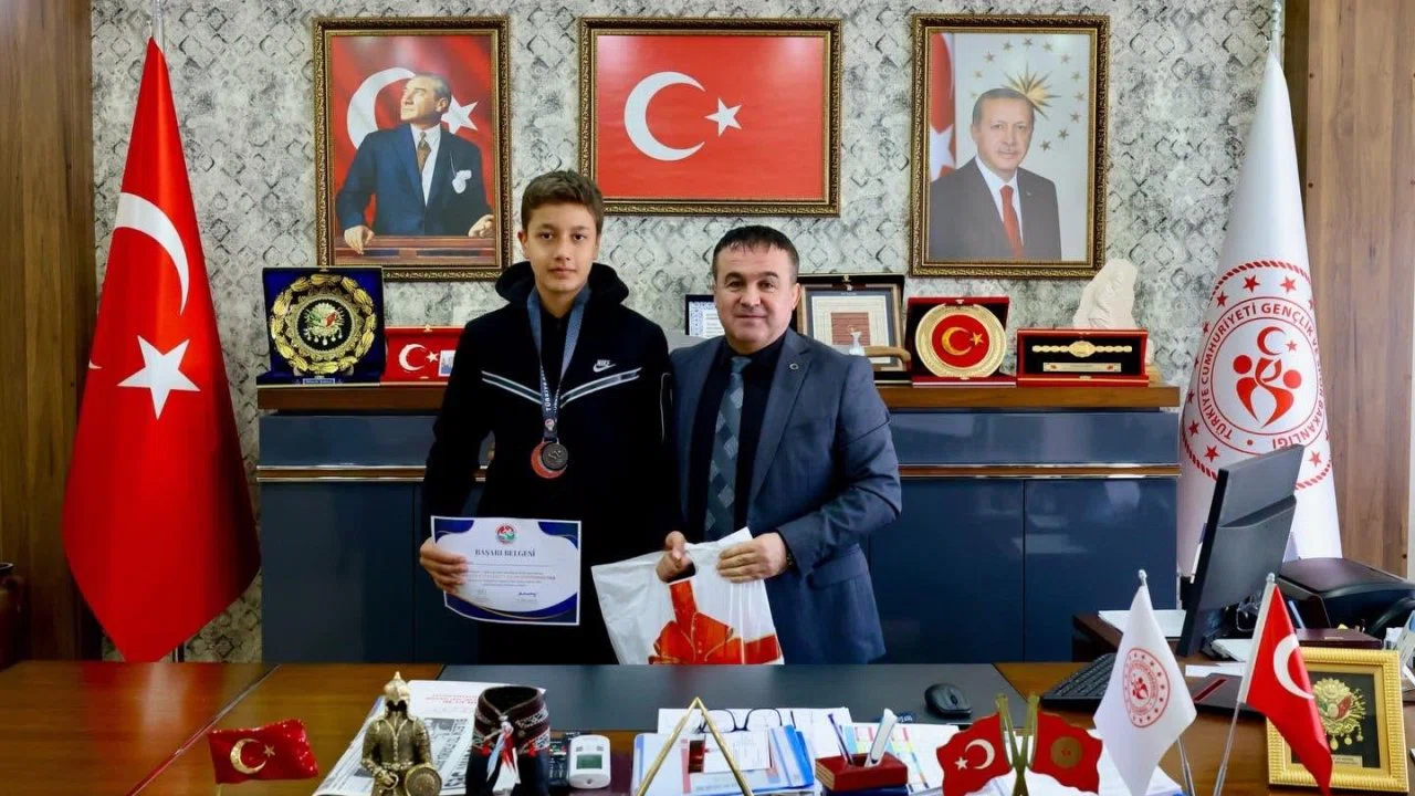 Bilecikli sporcular U14 Türkiye Salon Şampiyonası’nda SEM barajını geçti