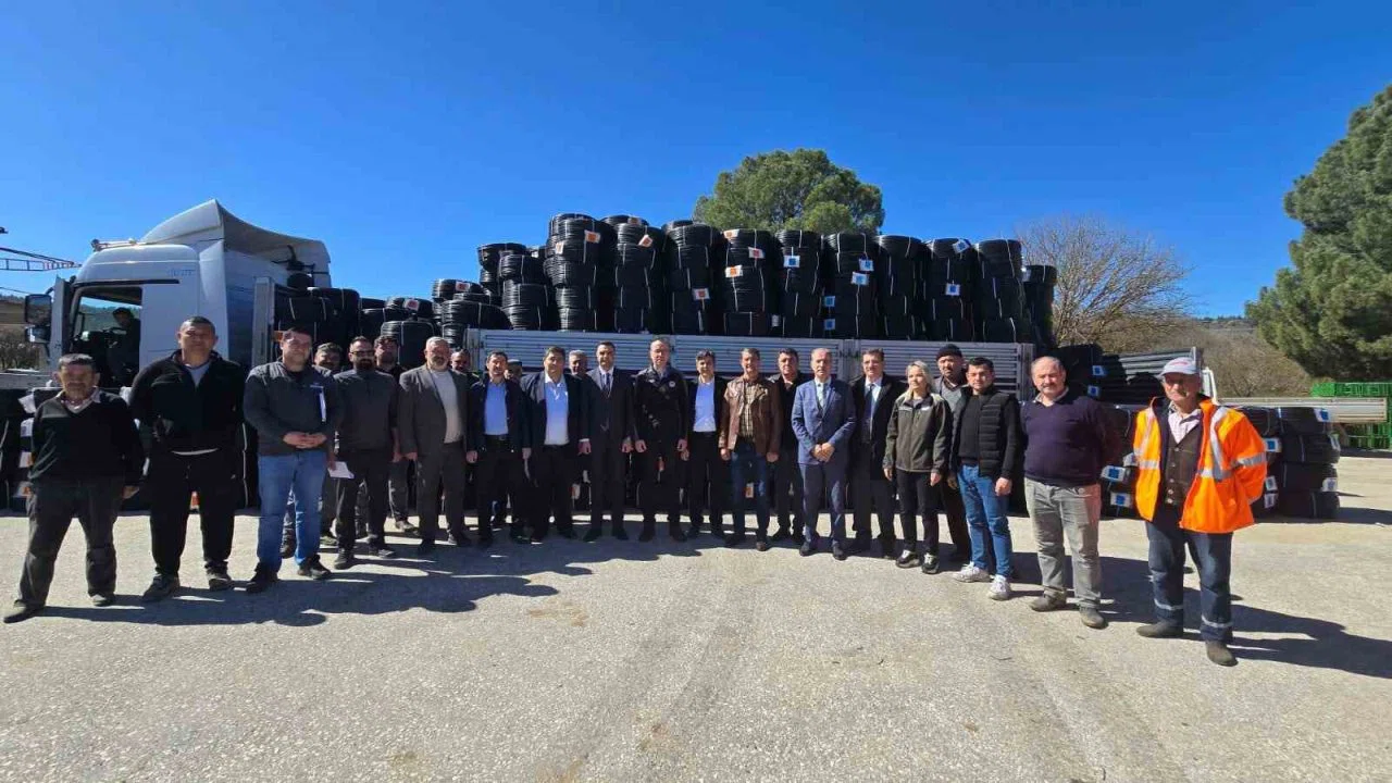 Bilecik’te 58 çiftçiye 809 bin 200 metre damlama sulama borusu desteği verildi
