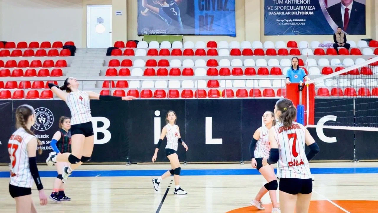 Bilecik’te Bölgesel Lig Kadınlar voleybol grup müsabakaları tamamlandı
