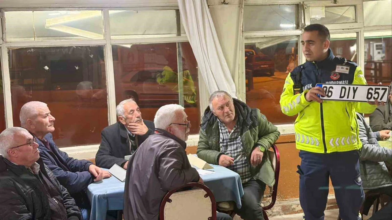Bilecik’te vatandaşlara trafik kuralları eğitimi