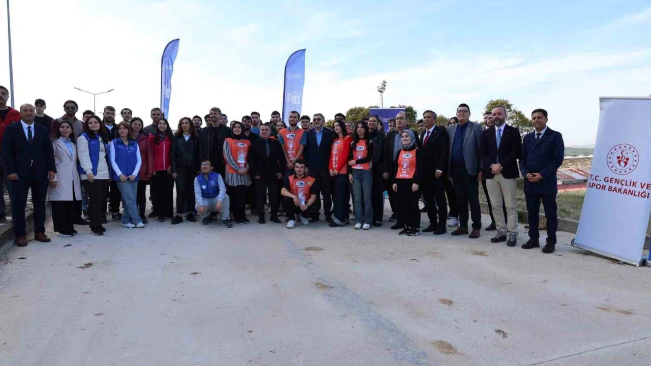 Bilecik’ten ÜNİDES programında büyük başarı