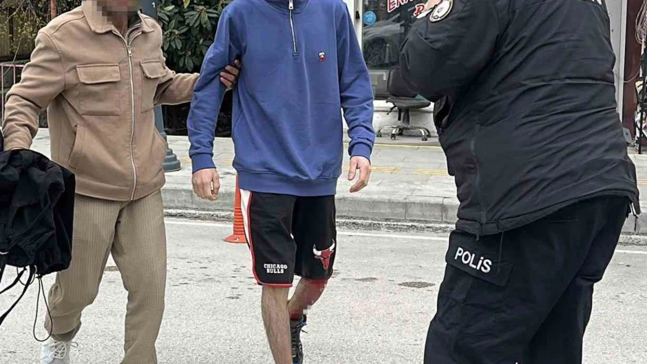 Burdur’da iki genci bıçaklayan 17 yaşındaki şüpheli tutuklandı