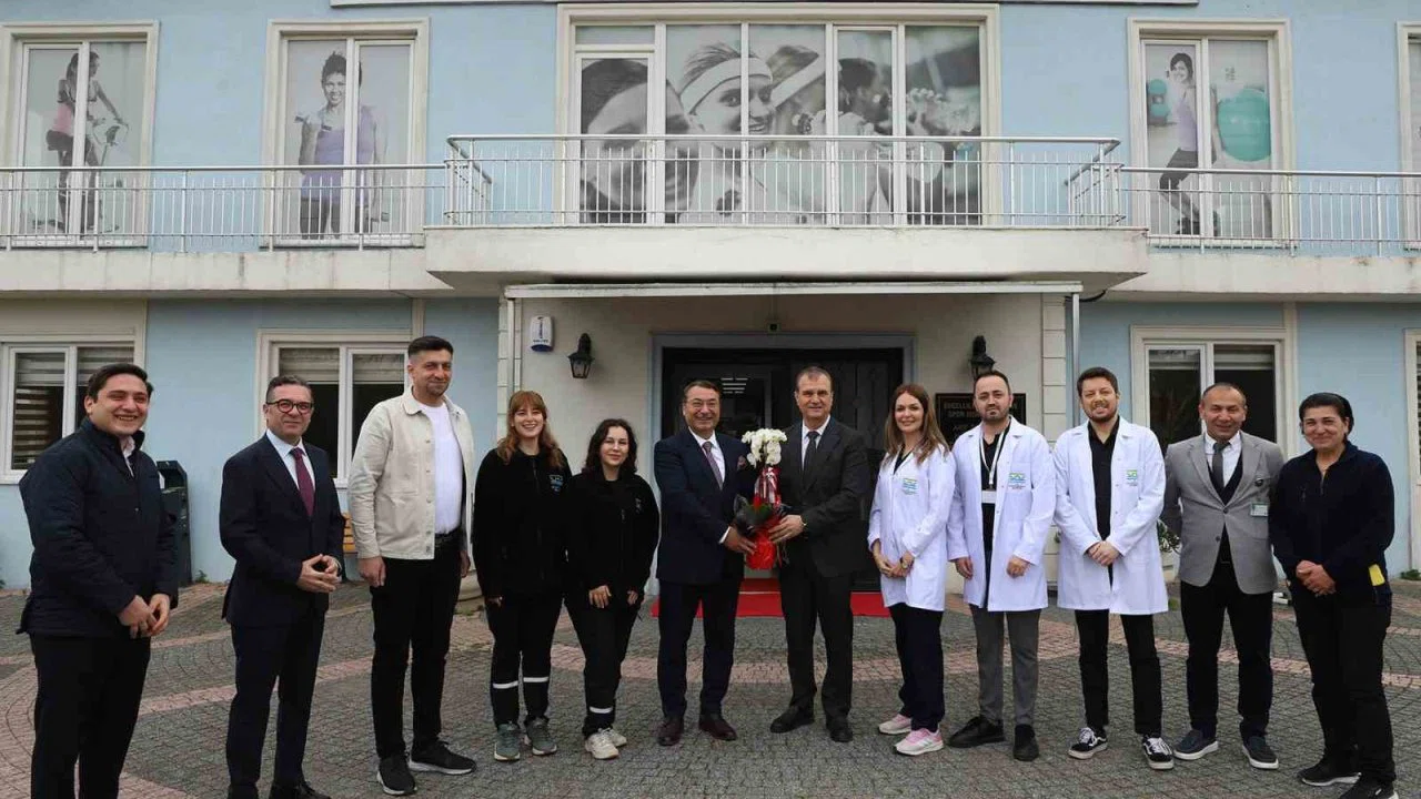 Büyükçekmece Belediye Başkan Vekili Çebi, sağlık çalışanlarının Tıp Bayramı’nı kutladı