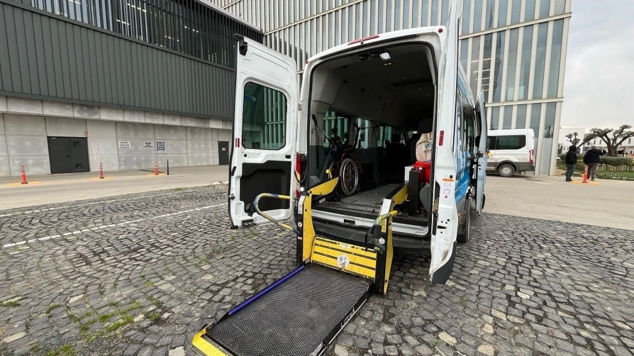 Büyükşehir’den engelli ve yaşlılara bayramda mezarlıklara ücretsiz ulaşım