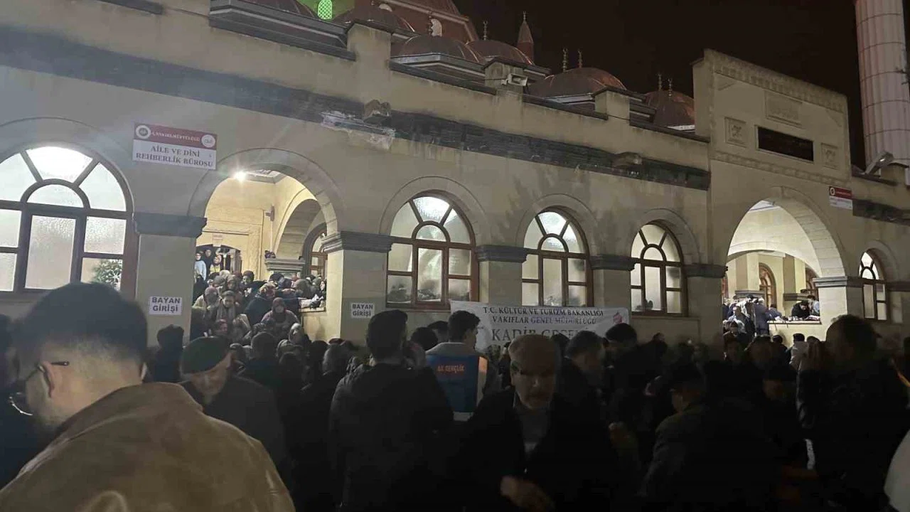 Çankırı’da camiler Kadir Gecesi’nde doldu taştı