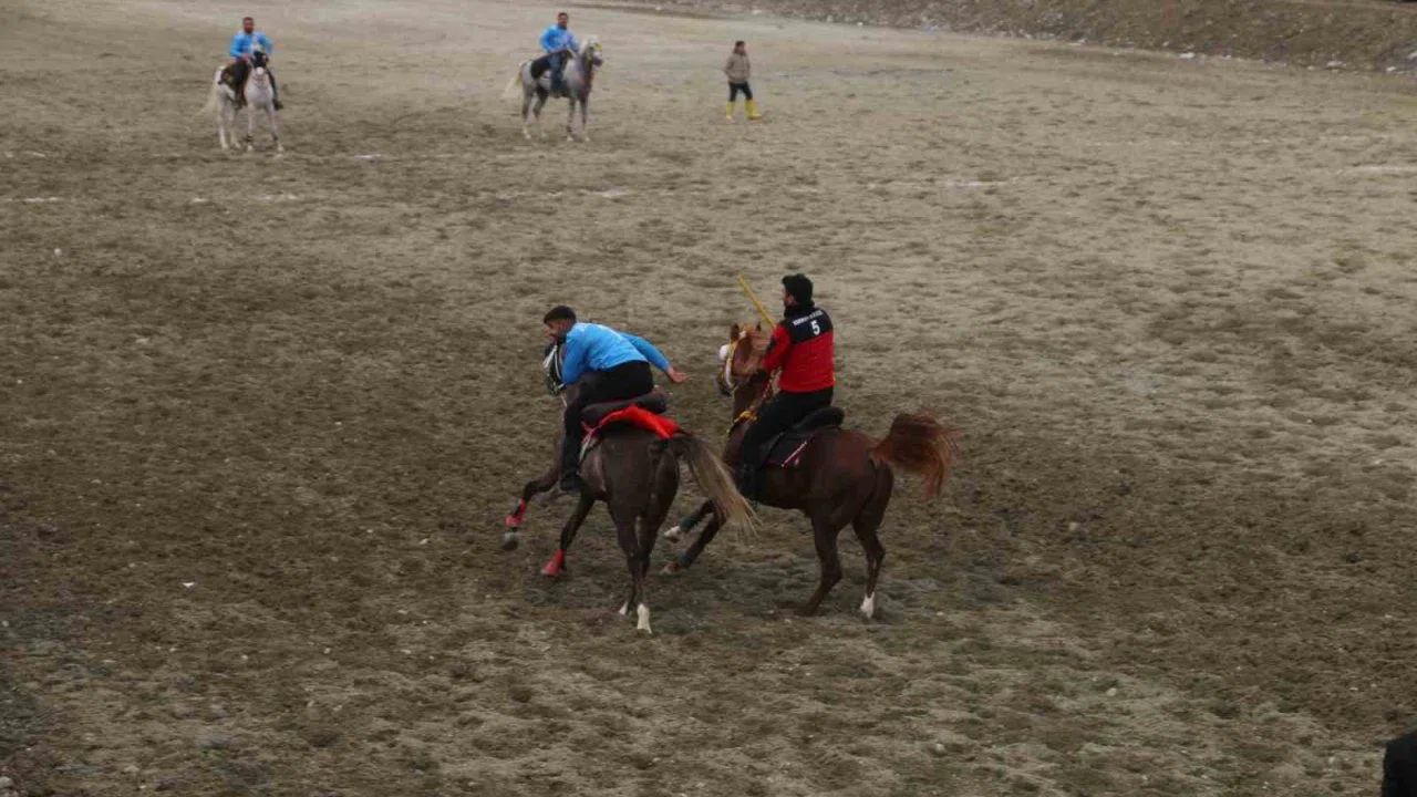 Cirit müsabakası nefes kesti