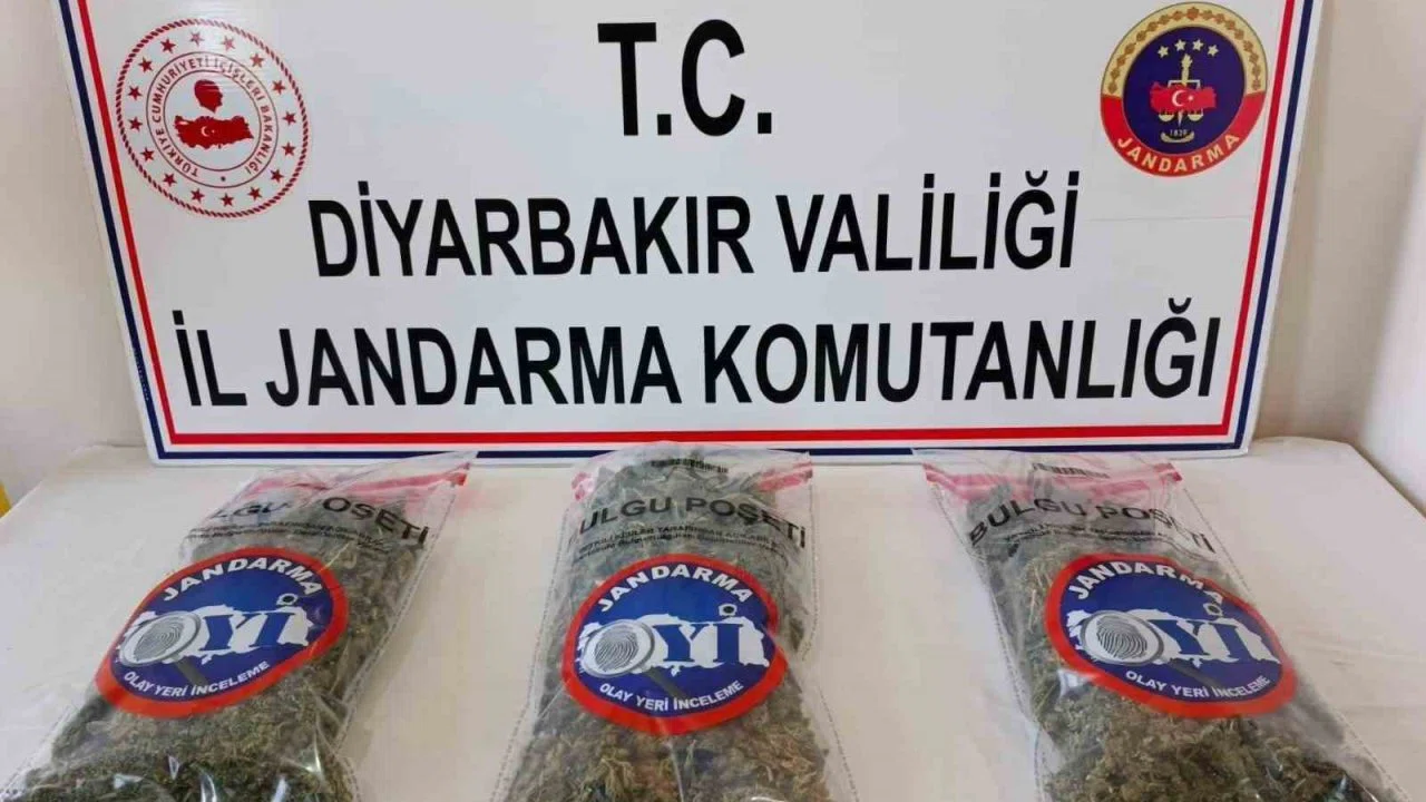 Diyarbakır’da 25 kilo esrar ele geçirildi