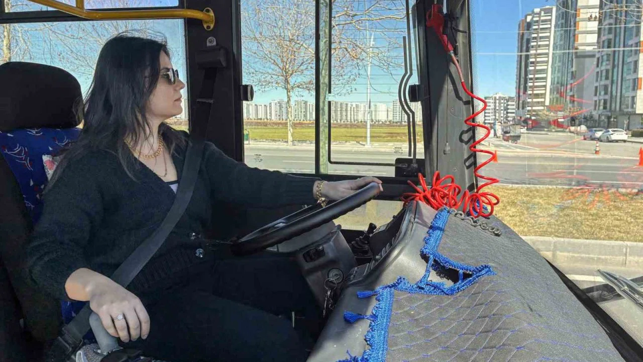Diyarbakır’da 50 kadın, otobüs şoförü olabilmek için eğitim alıyor