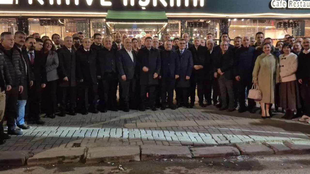 Eski Adalet Bakanı Tunç, ’’Maalesef soykırımı önleyecek, kadınların , çocukların katledilmesini engelleyecek bir sistem dünyada kurulamadı’’