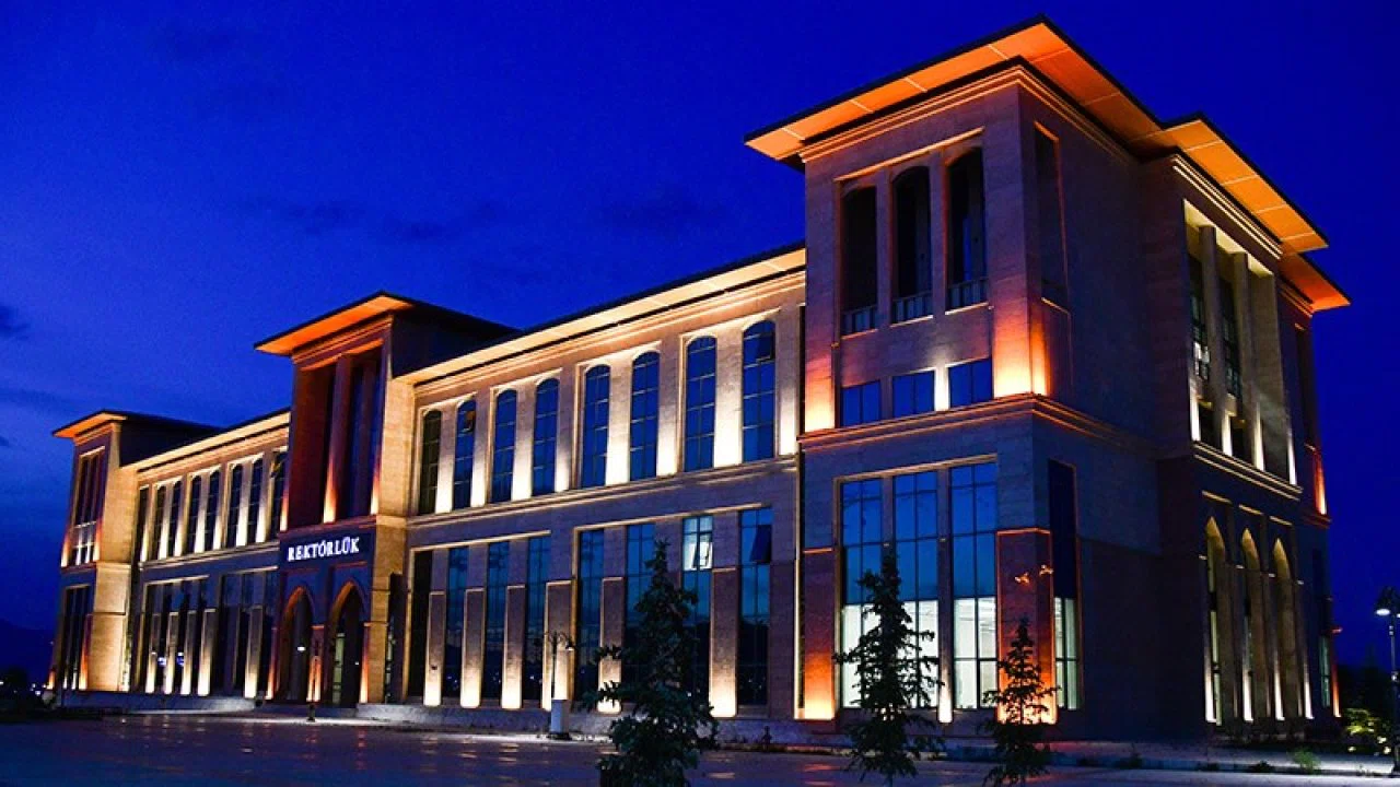 ETÜ Öğrenci Toplulukları, ÜNİDES’ten 7 proje için destek almaya hak kazandı