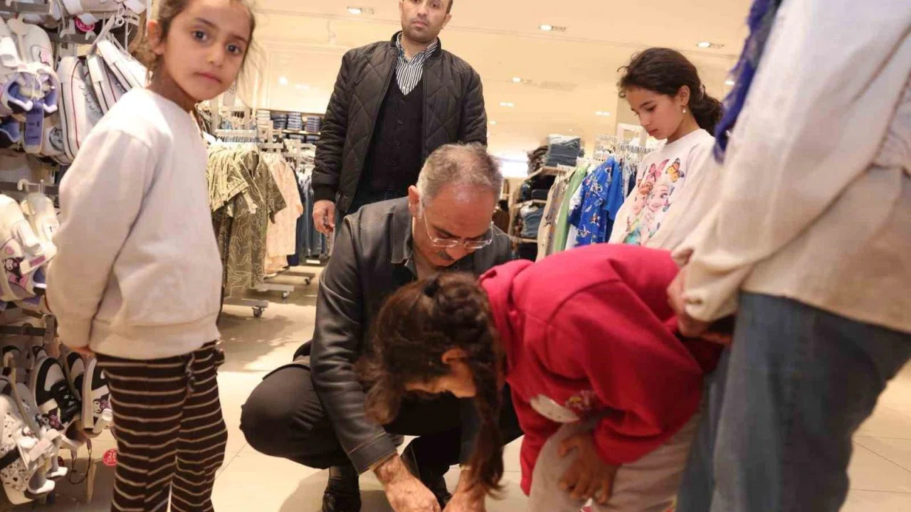 Eyyübiye’de yetim çocuklar bayramlık heyecanı yaşadı