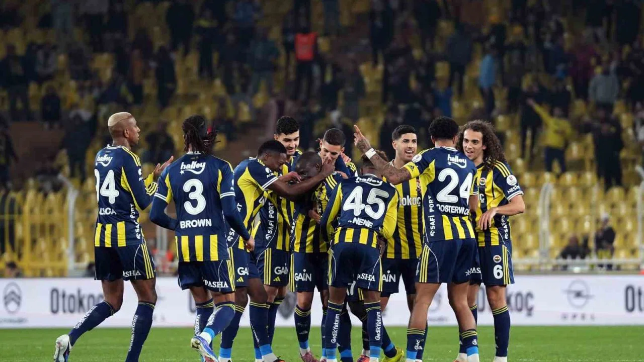 Fenerbahçe, milli maç arasına galibiyetle girdi