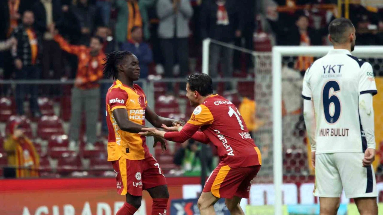 Galatasaray, Başakşehir’e karşı ligdeki son 8 maçı kazandı