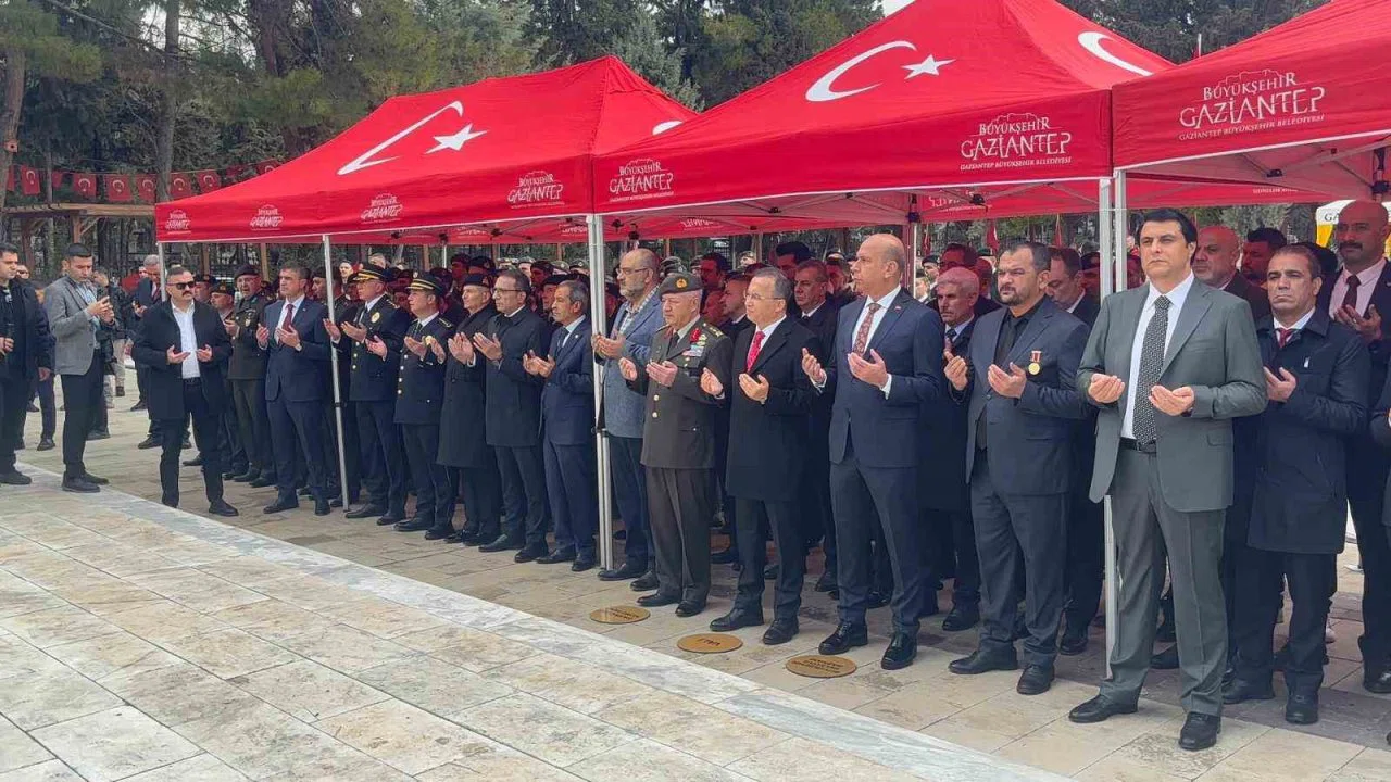 Gaziantep’te 18 Mart Çanakkale Zaferi’nin 111’inci yılında şehitler anıldı