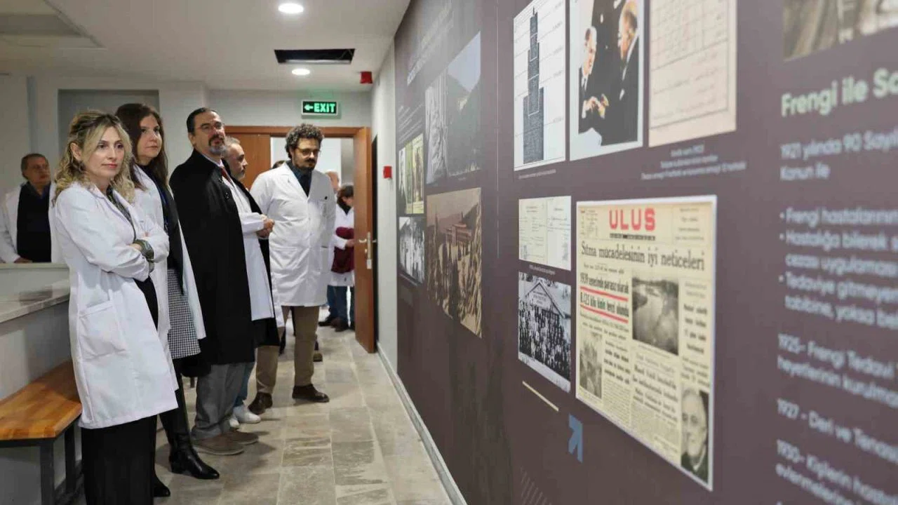 Genç Cumhuriyet’in sağlık alanındaki başarıları sergiyle anlatıldı