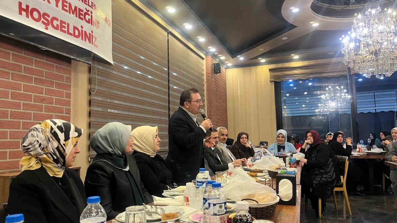 Gönüllü annelerden 440 aileye iftar sofrasında büyük dayanışma