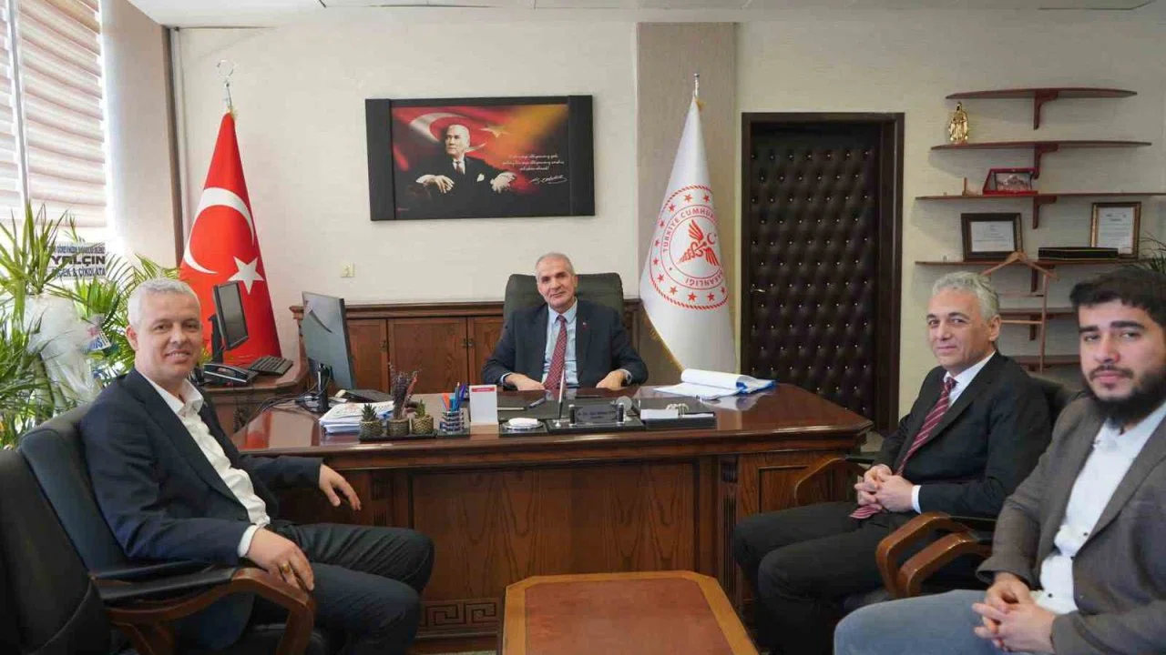 Hekimlerin çalışma şartları ve sağlık sisteminin geleceği Adıyaman’da ele alındı