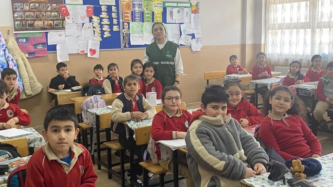 Kars’ta "Benim Kulübüm Yeşilay" etkinliği miniklerle buluştu