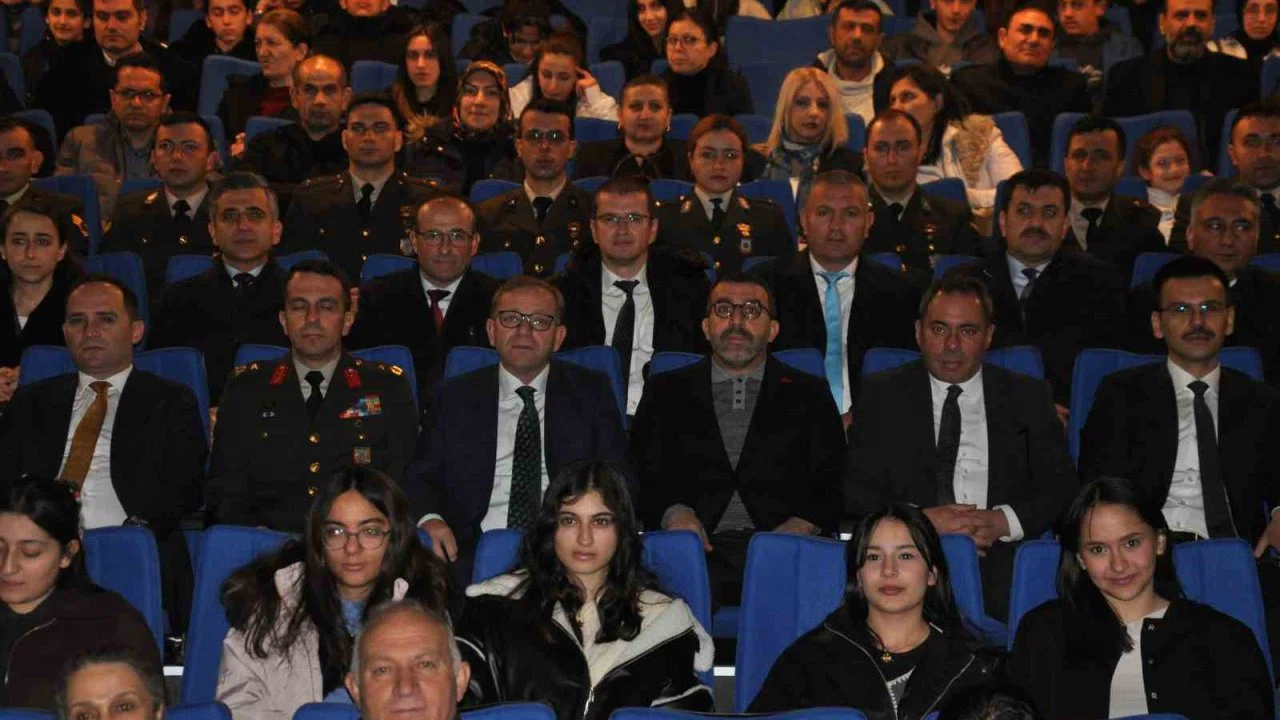 Kars’ta Çanakkale Zaferi’nin 111. yıldönümü kutlandı