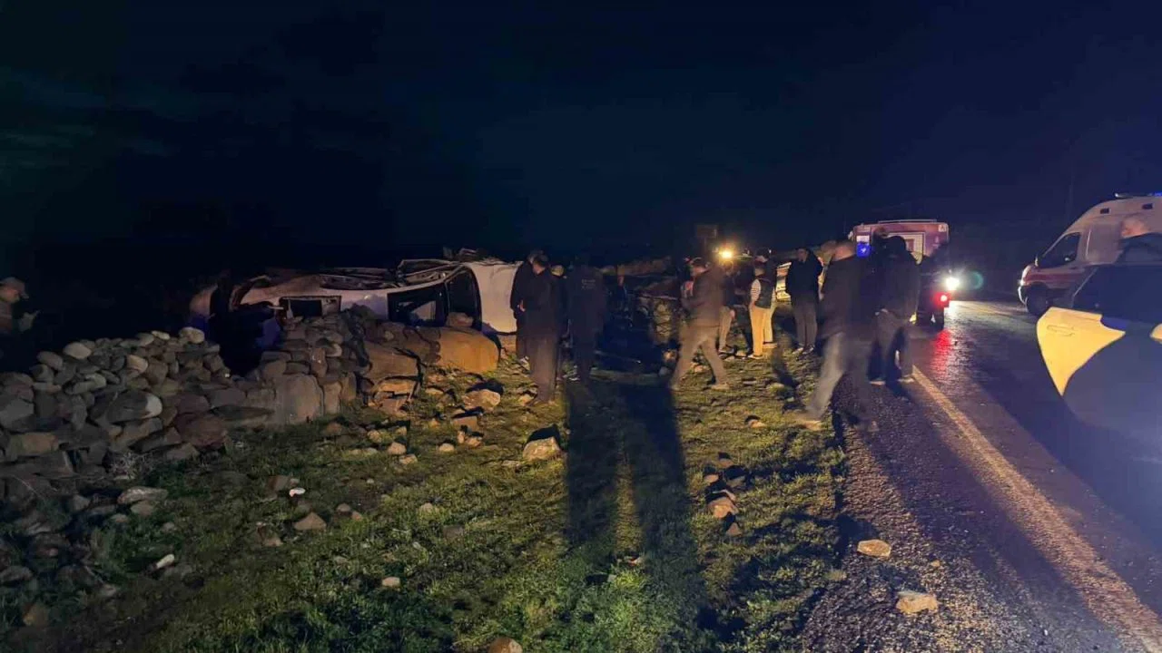 Kazada ağır yaralanan genç hayatını kaybetti