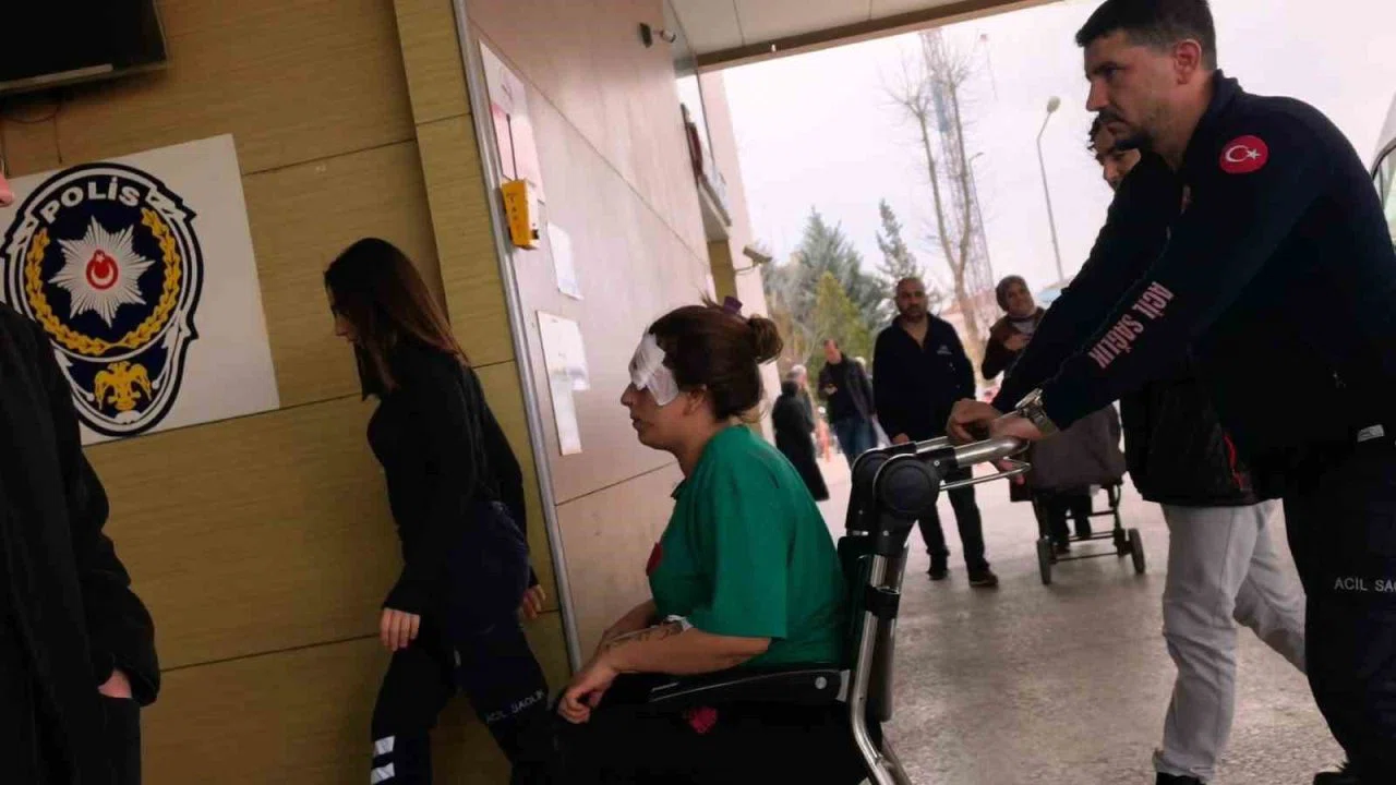 Komşu kavgasında 2 kadın yaralandı