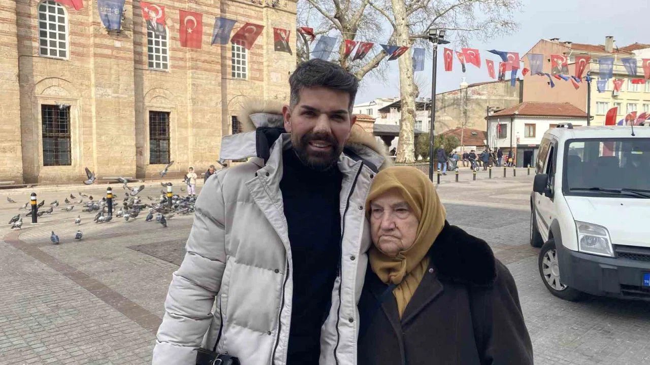 Mehmet Çevik sahnelere ara verdi, Ramazan’da maneviyata yöneldi