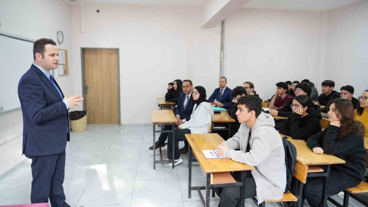 Muğla’da geleceğin ekonomistleri yetişiyor