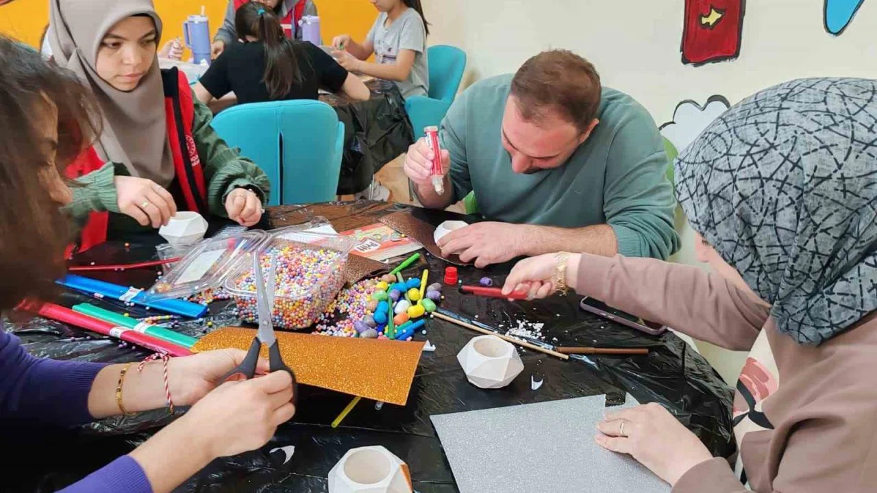 Muğla’da gençlerin "Şiddetsiz Hayal Durağı" tamamlandı