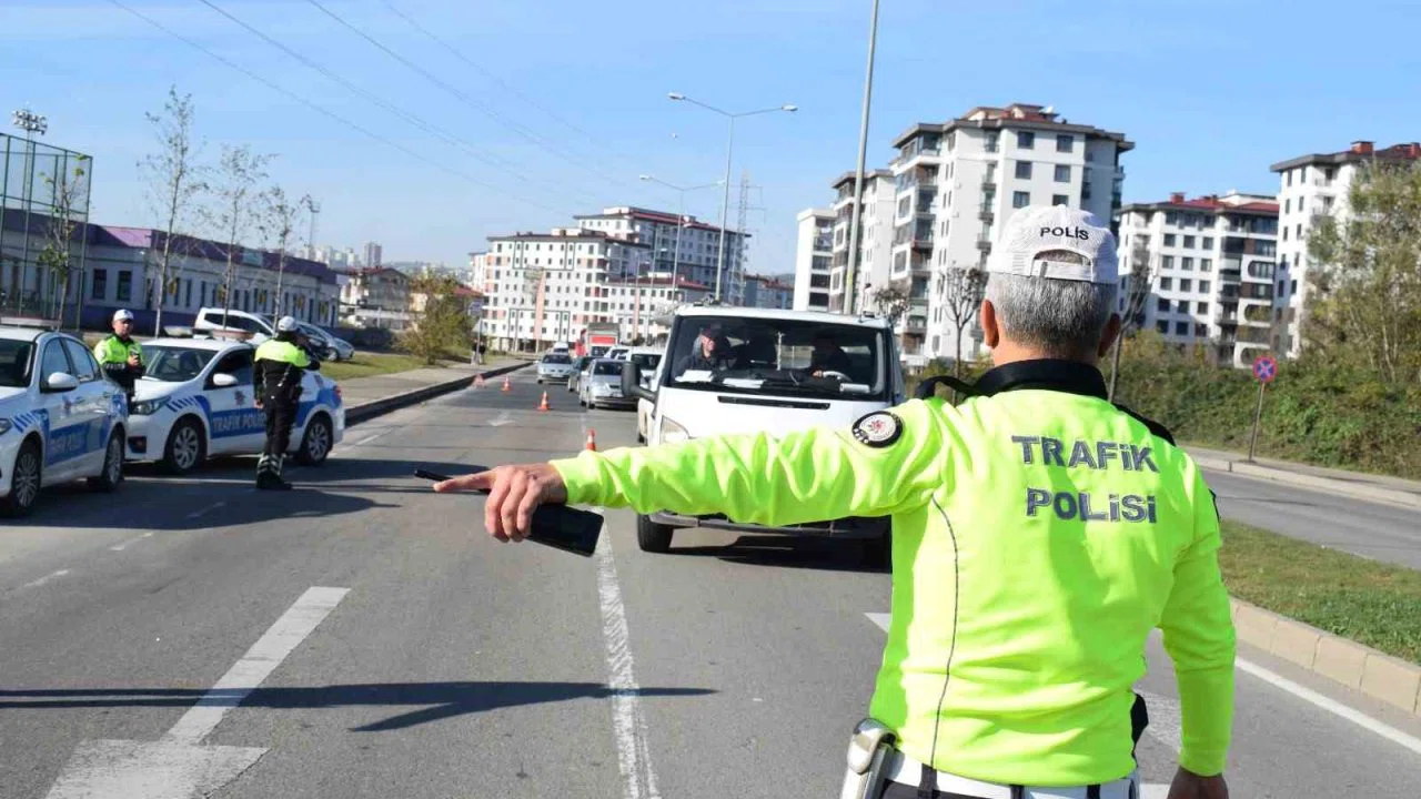 Ordu’da bir haftada 13 binden fazla araç ve sürücüsü denetlendi
