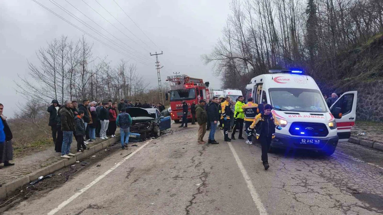 Ordu’da iki ayrı trafik kazasında 12 kişi yaralandı
