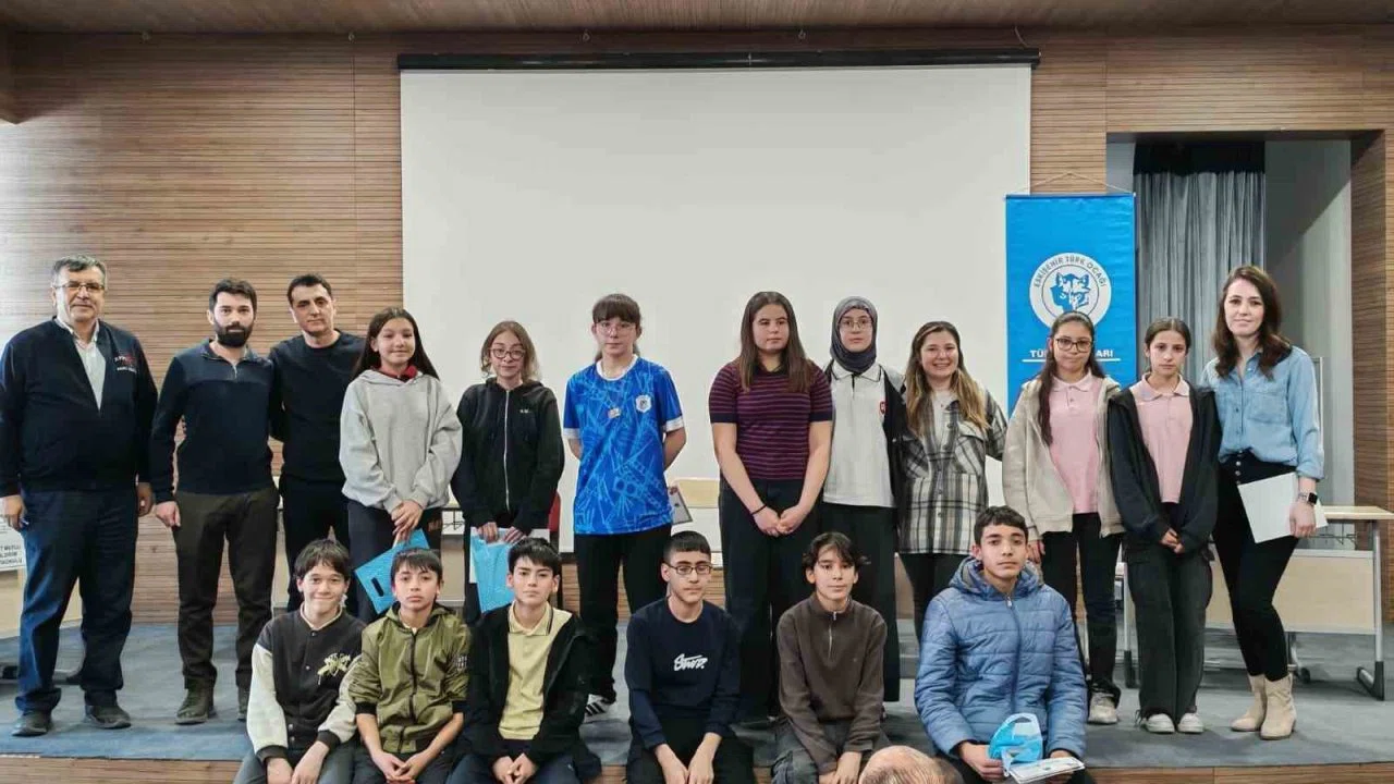 Ortaokullar arası millî kültür bilgi yarışması