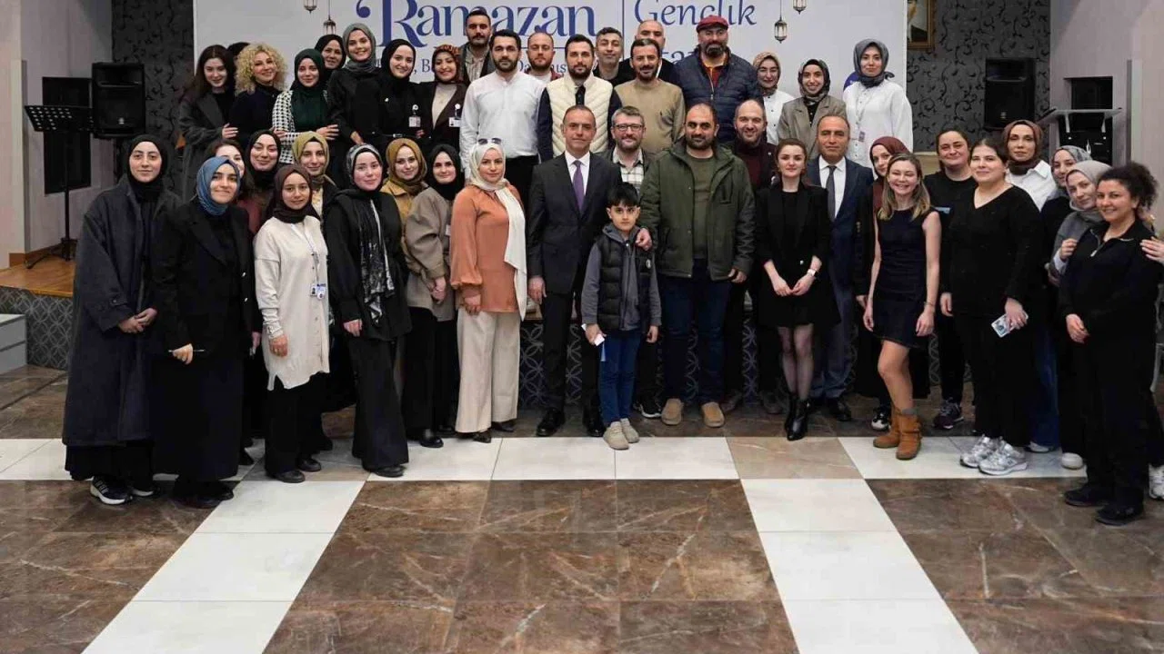 Ramazan’ın bereketi gençlerin enerjisiyle Sancaktepe’de paylaşıldı