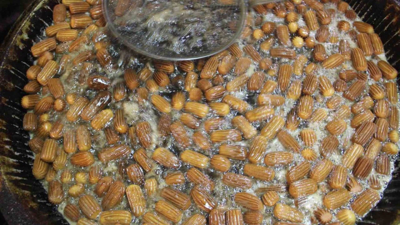 Şanlıurfa’da Ramazan ayının en ’tatlı’ kuyruğu