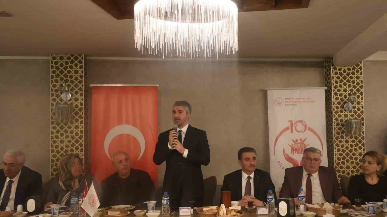 Şehit aileleri vefa sofrasında bir araya geldi