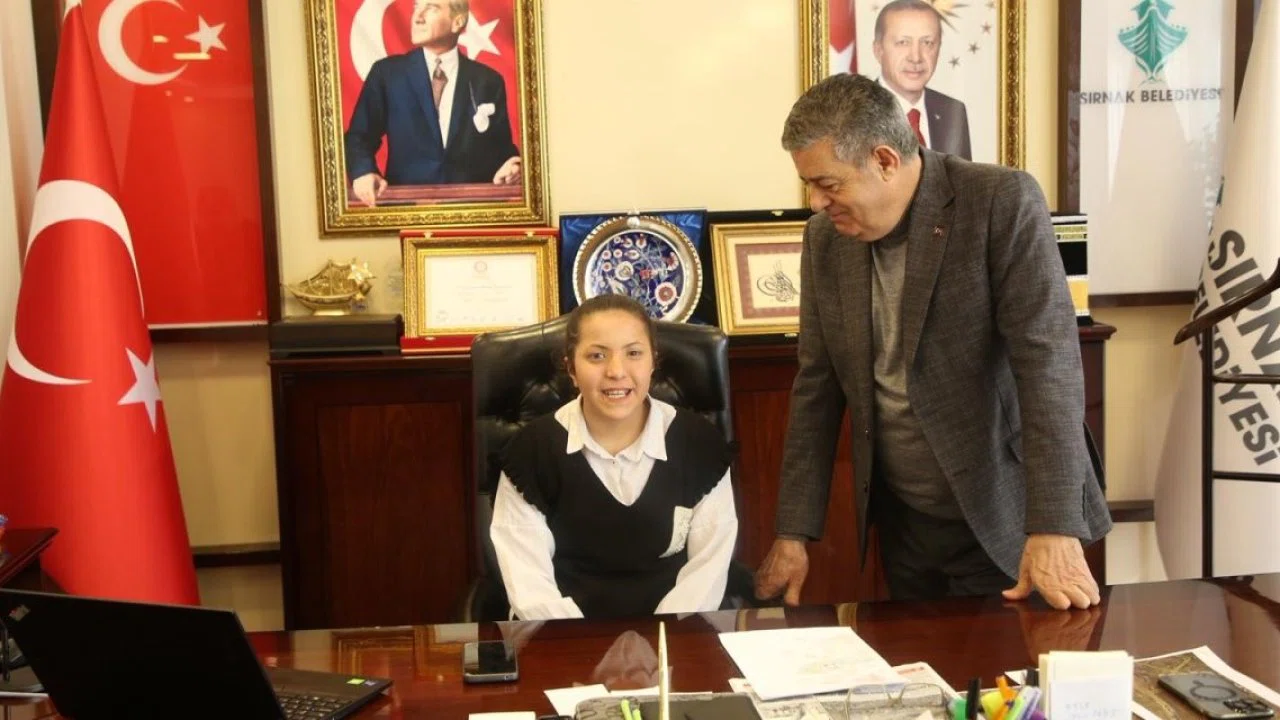 Şırnak’ta engelli çocuğun başkanlık hayali gerçek oldu
