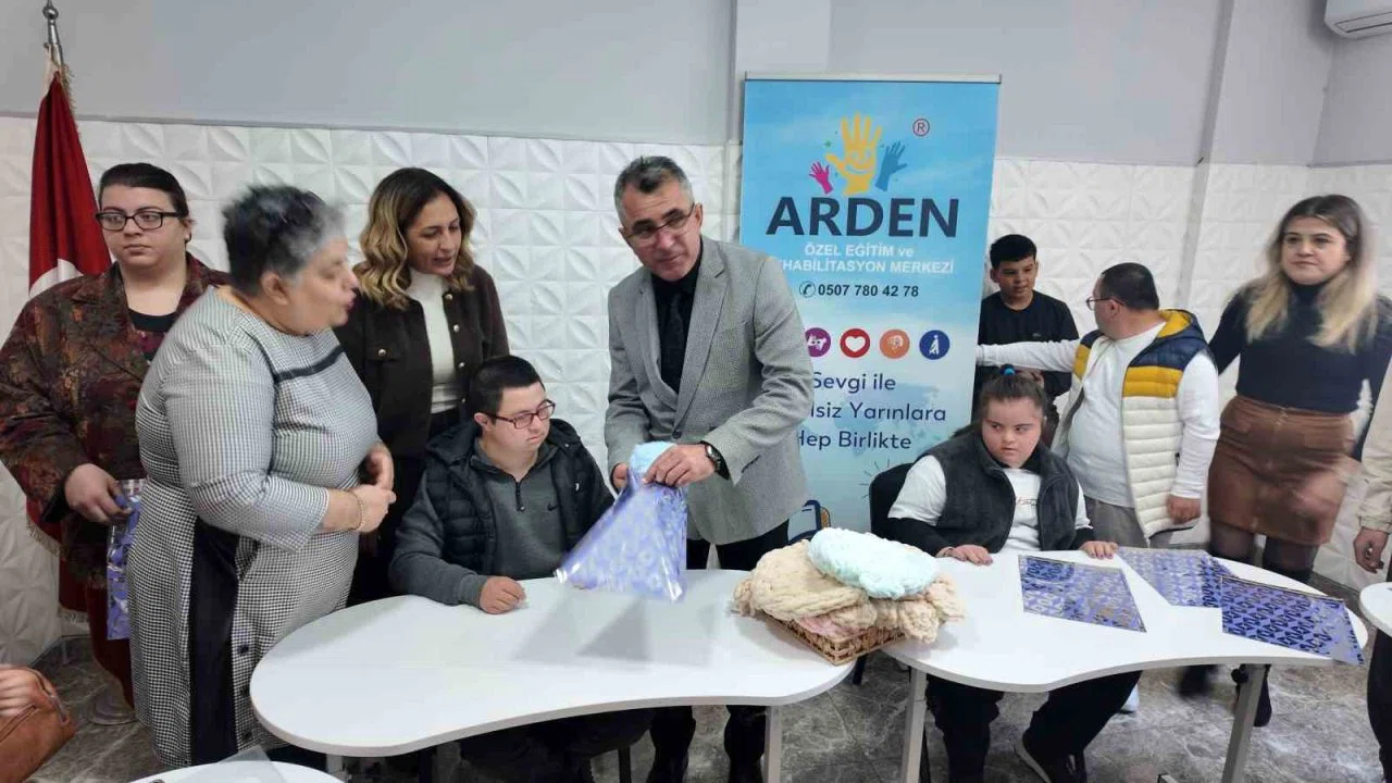 Söke’nin özel çocuklarından Şırnak’taki kardeşlerine sıcak hediye